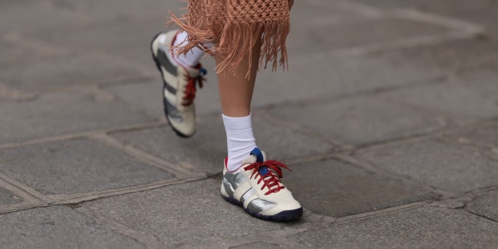 10 Ways to Wear Sneakers With Any Dress in Your Closet
