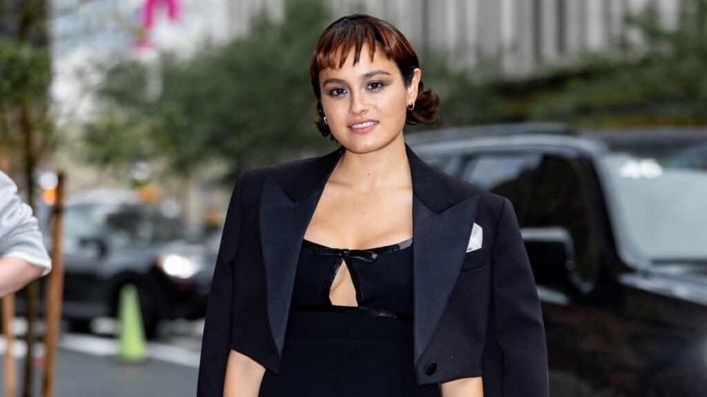 Chase Sui Wonders’s Bob and Chunky Bangs Are Legendary Chase Sui Wonders with a short haircut that has bangs