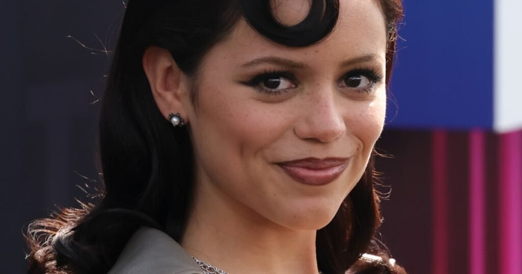 Jenna Ortega’s Bleached Brows Took The Spotlight At The ‘Wednesday’ Season 2 Premiere Jenna Ortega’s Bleached Brows Took The Spotlight At The ‘Wednesday’ Season 2 Premiere