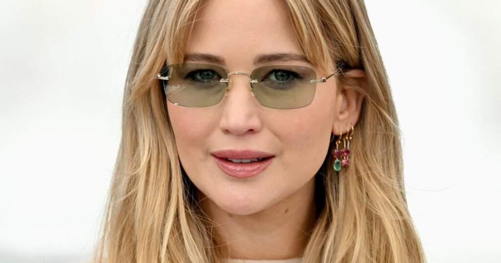 Jennifer Lawrence Loves Liffner Bags As Much As Any City Girl