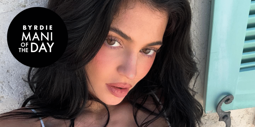 Kylie Jenner’s “Twisted” French Mani Is the Literal Twist Your Nail Art Needed