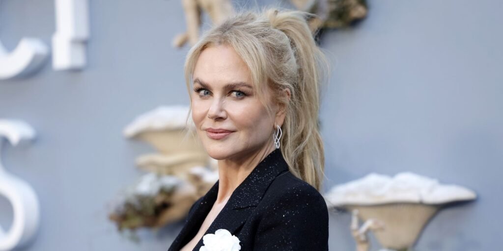 Nicole Kidman Switches Up Signature Blonde Hair Color Nicole Kidman Switches Up Signature Blonde Hair Color