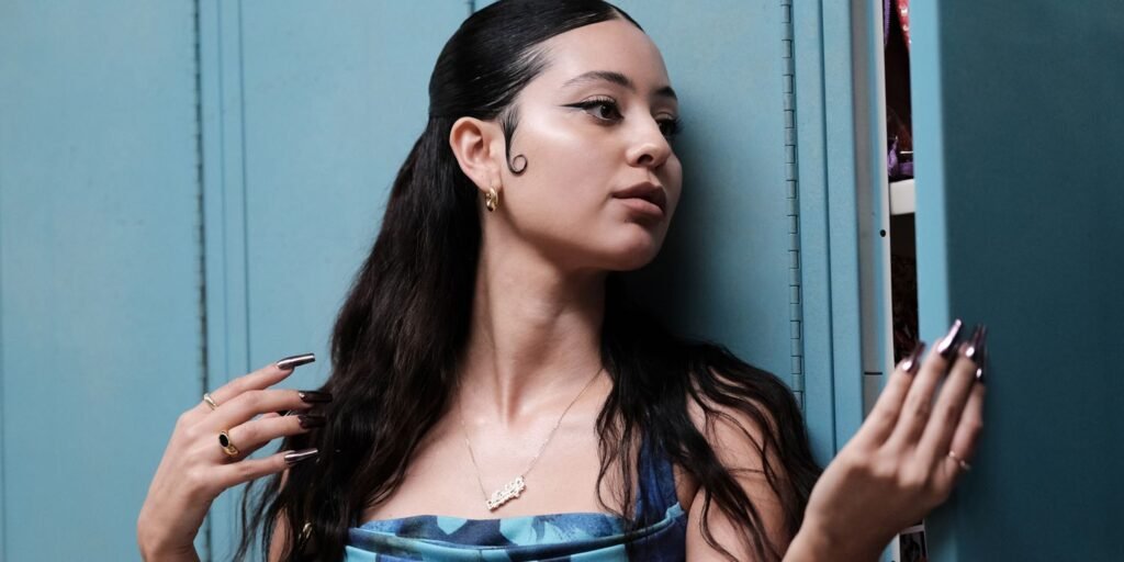 11 of the Most Iconic Beauty Looks in 21st Century TV Shows + Movies (So Far)