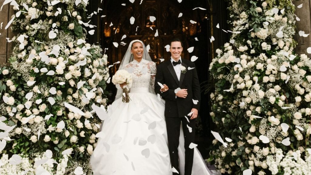 21 Wedding Arch Ideas to Transform Your Ceremony Setting 21 Wedding Arch Ideas to Transform Your Ceremony Setting