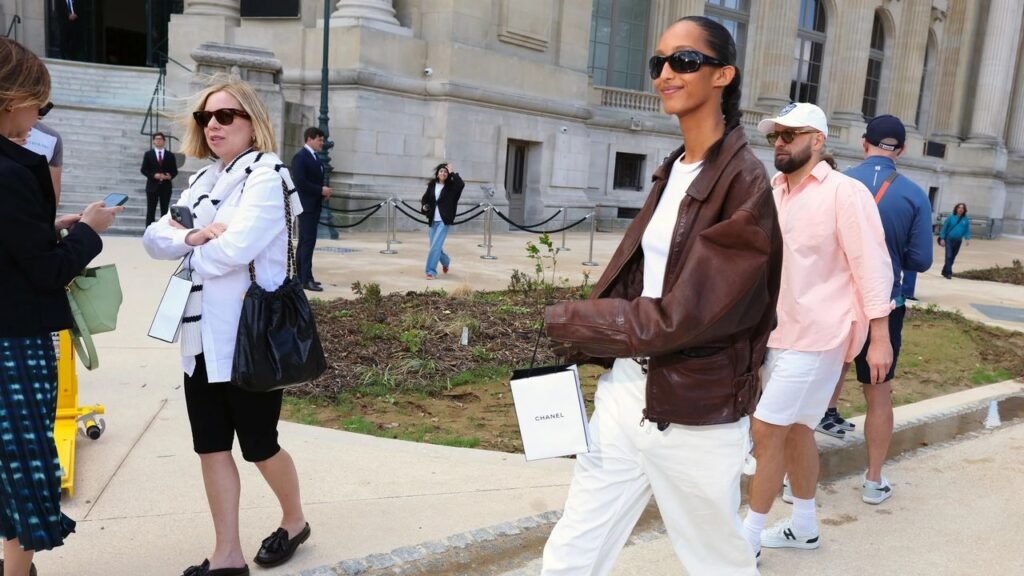7 White Jeans Outfits That Have the Street Style Seal of Approval
