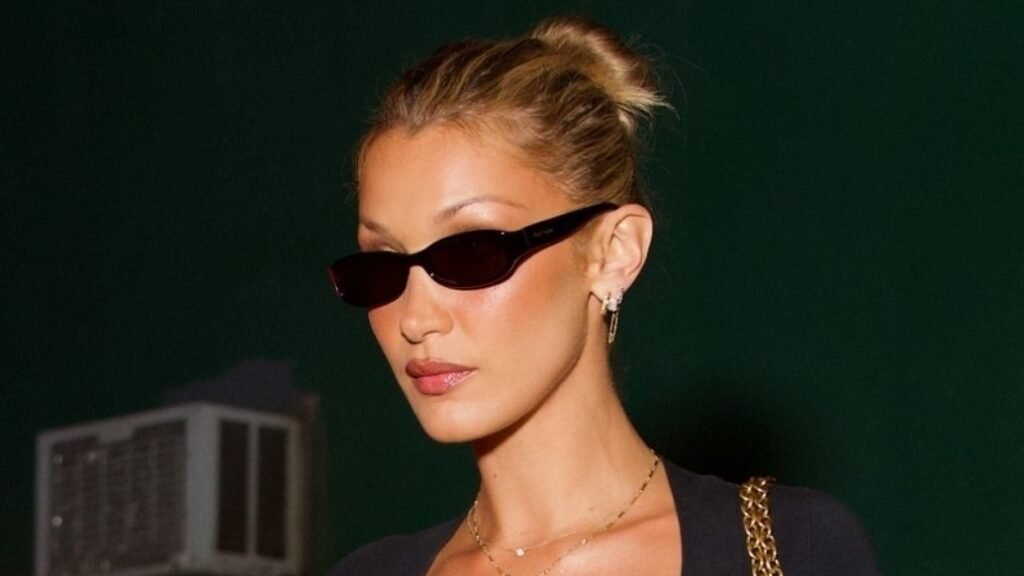 Bella Hadid's Hyper-Femme Evening Look Proves the Bodycon Look Is So Back