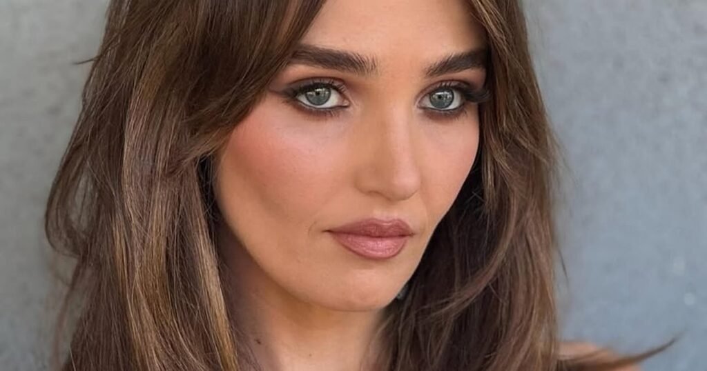 Fall 2025's Hair Color Trends Are All About Bold Statements