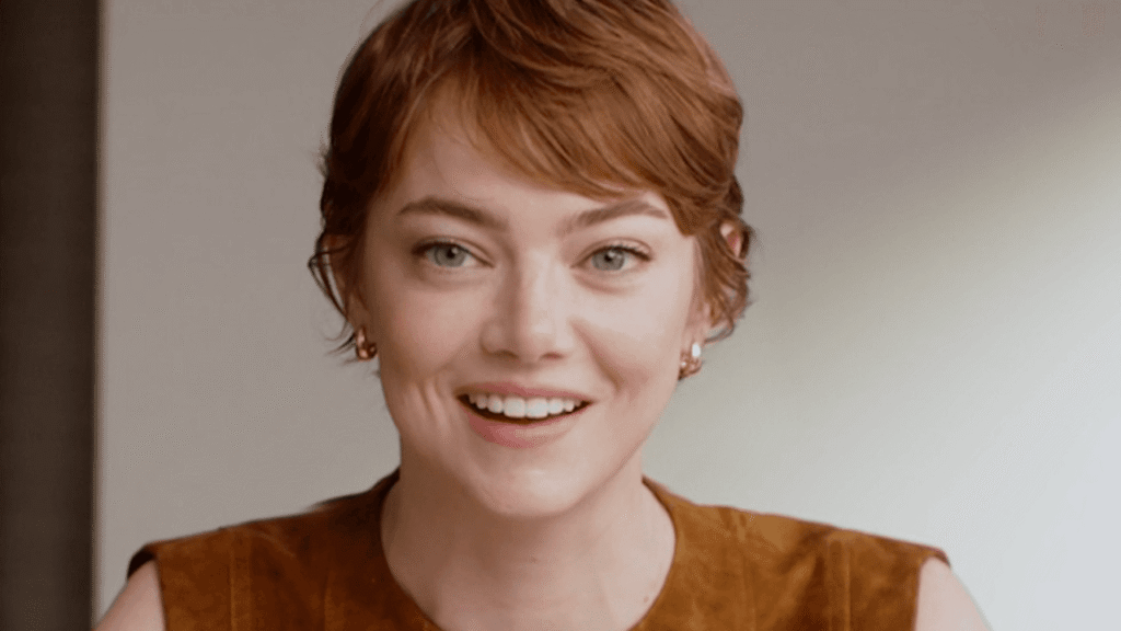 From Bodycon Mini Skirts to Custom Louis Vuitton Gowns, This is Emma Stone’s Life in Looks