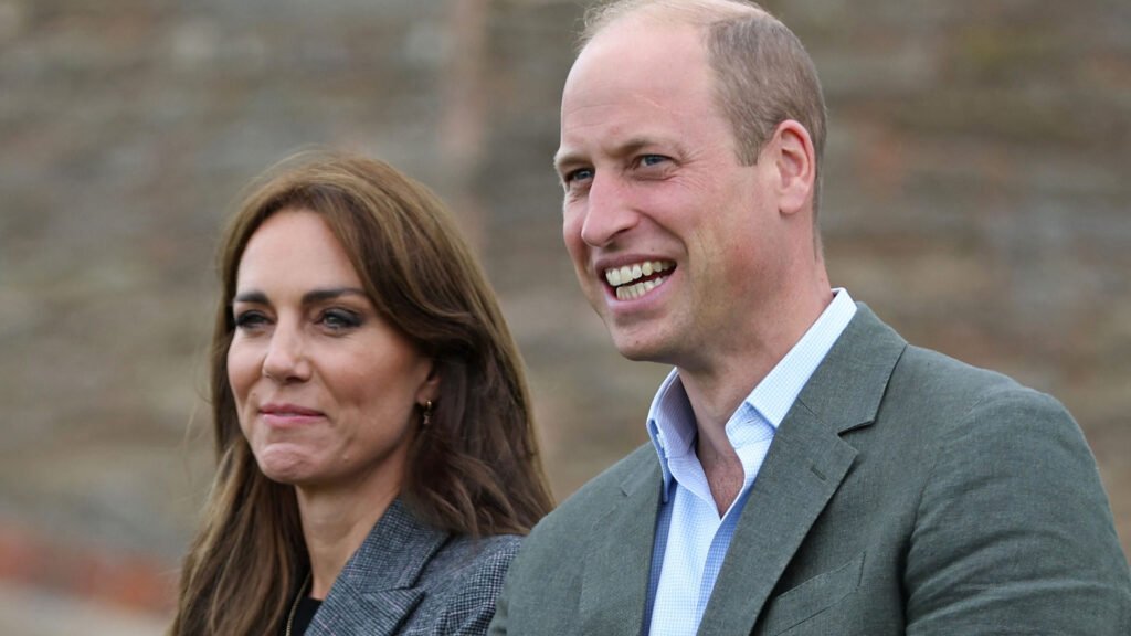 Kate Middleton and Prince William both wear blazer jackets and can't stop laughing
