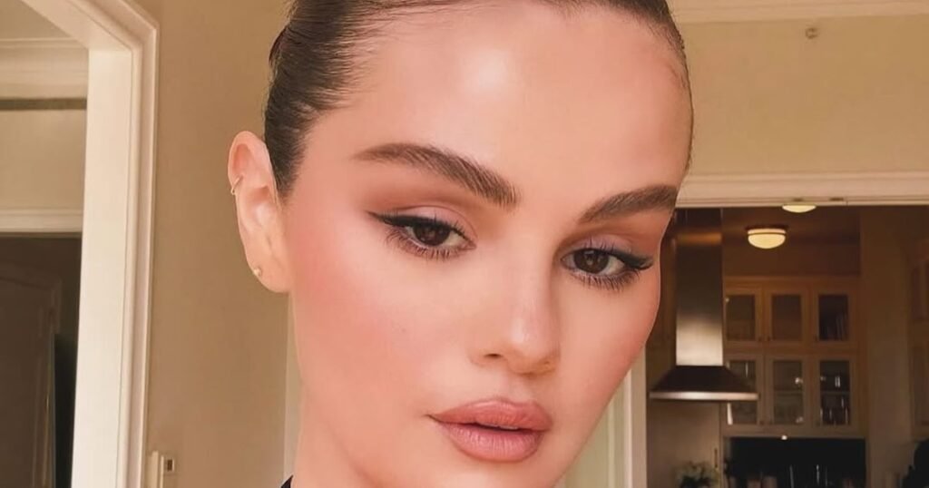 Selena Gomez’s Wavy Lob Is Effortlessly Cool