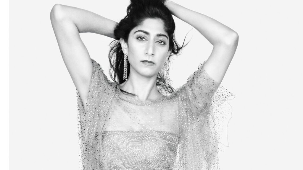 Sunita Mani on Clowning Around in ‘The Roses’ Sunita Mani on Clowning Around in ‘The Roses’