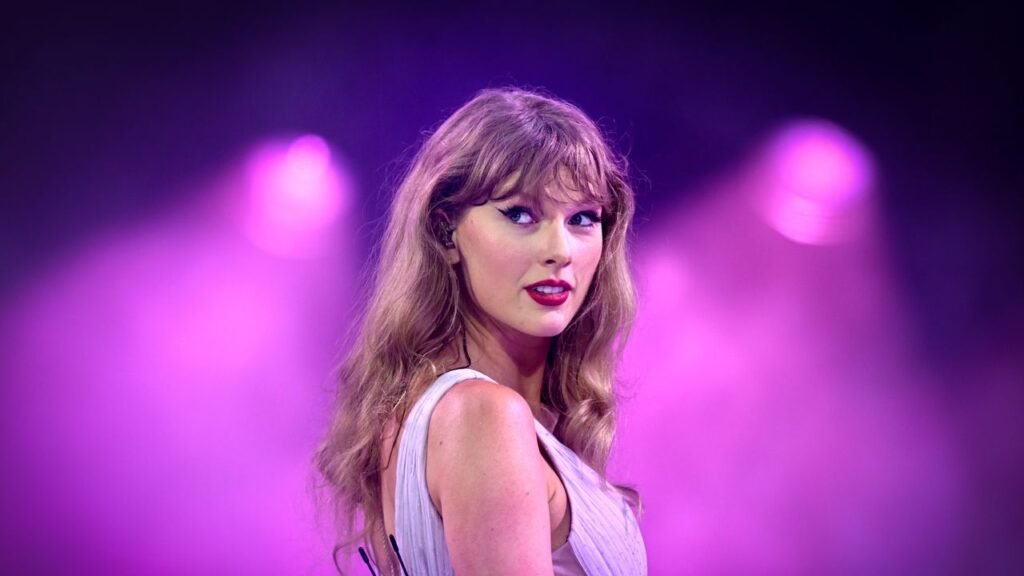 Taylor Swift Engagement Ring: Everything We Know About the Diamond Sparkler