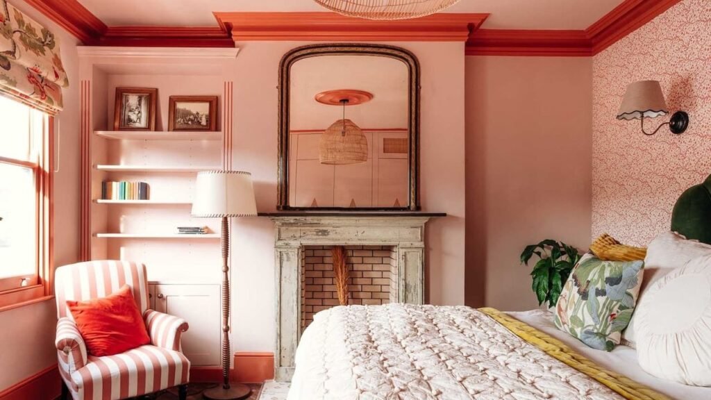 The 16 Best Airbnbs in London, From Victorian Townhomes to Spacious Lofts The 16 Best Airbnbs in London, From Victorian Townhomes to Spacious Lofts
