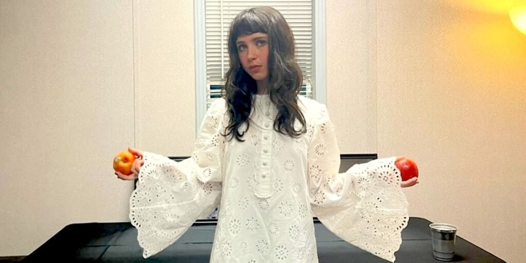 The Eyelet Trend Brings Boho Sweetness to Our Summer Looks The Eyelet Trend Brings Boho Sweetness to Our Summer Looks