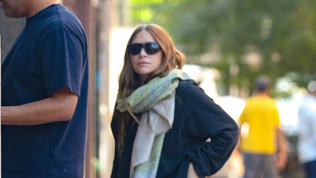 According to Ashley Olsen, It’s Never Too Hot for a Scarf