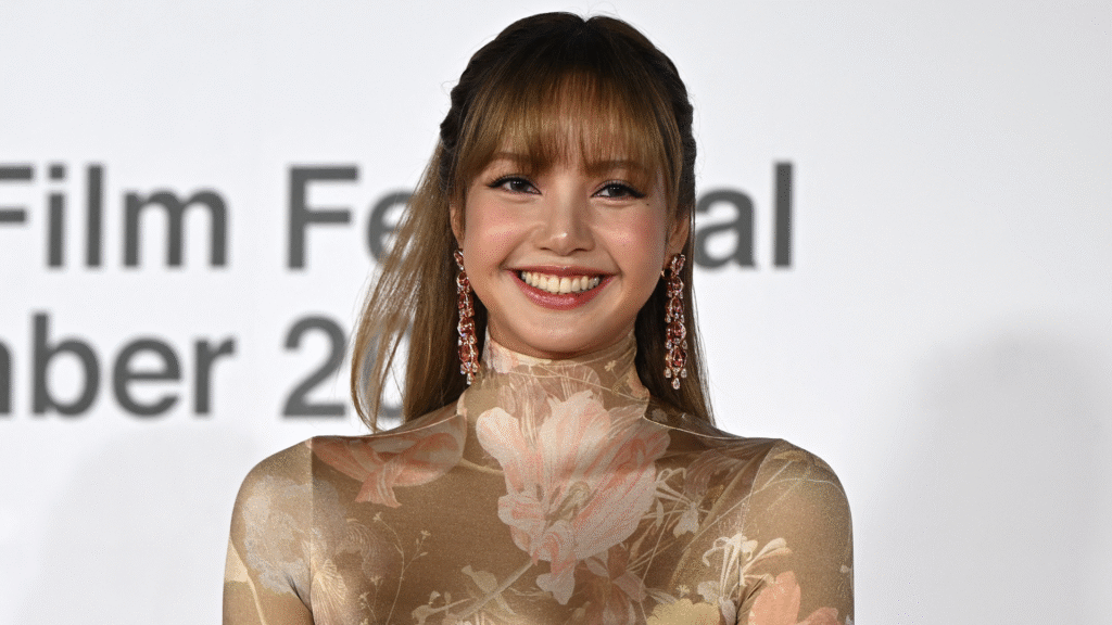 Lisa of Blackpink attended a Korean film festival in a corseted Maison Margiela gown