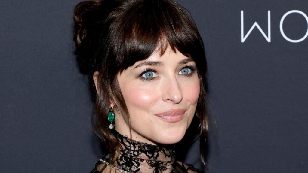 Dakota Johnson Declares ‘Halo Fringe’ the Coolest Haircut Trend for Fall