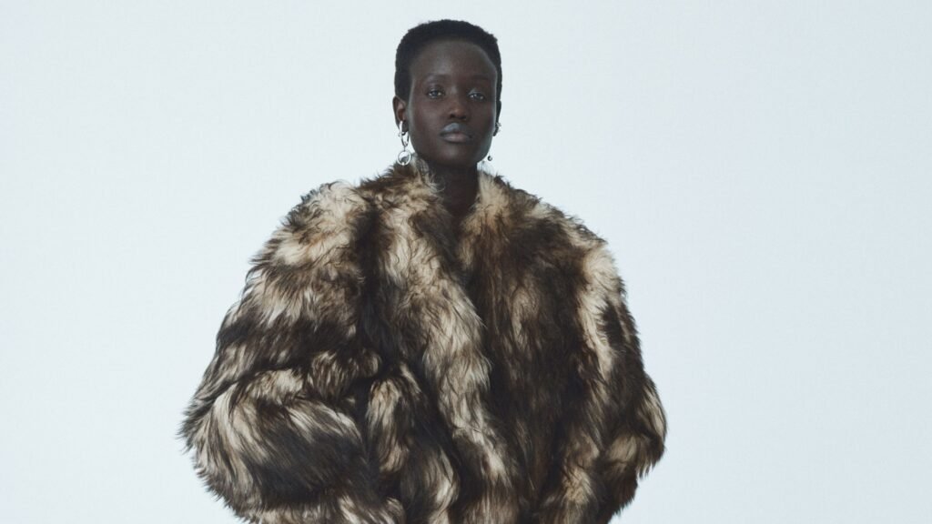 H&M Studio Fall 2025 Ready-to-Wear Collection H&M Studio Fall 2025 Ready-to-Wear Collection
