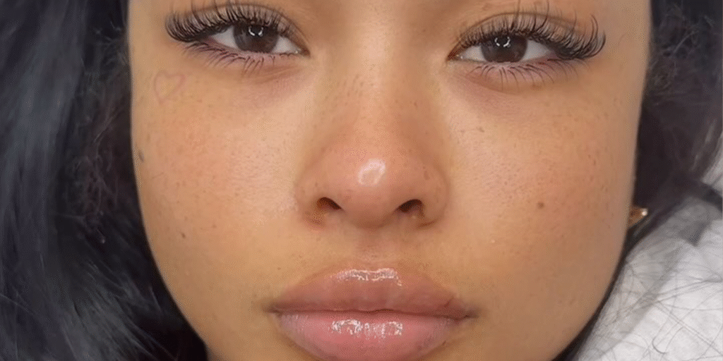 Is The Lash Extensions Era Over? We Asked Experts
