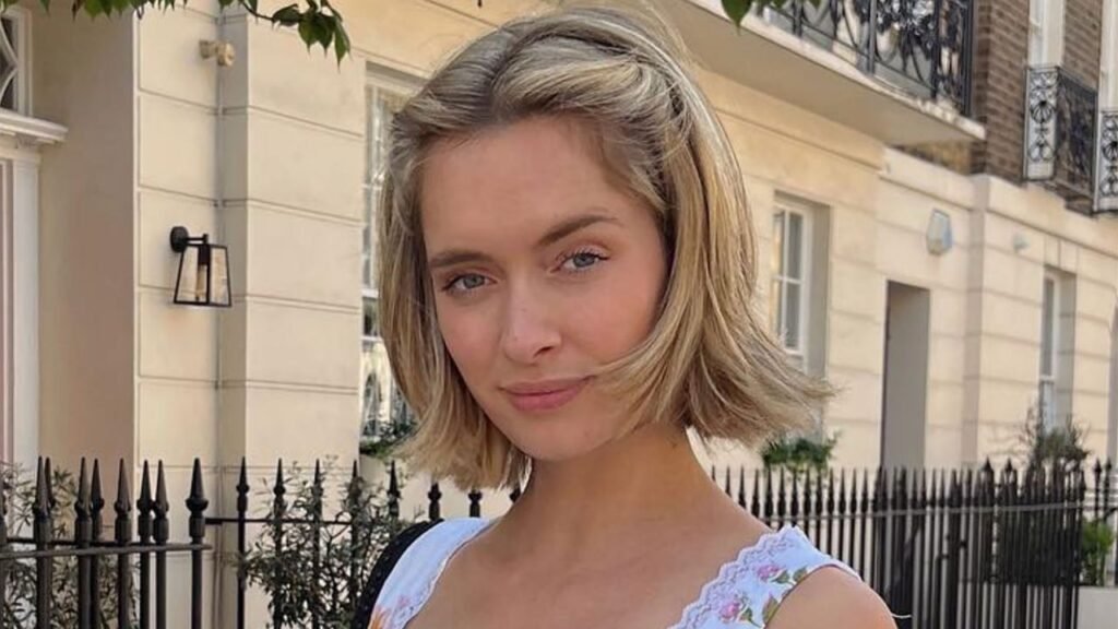 The ‘Ripped Bob’ Is Shaping Up to Be Fall's Coolest Haircut