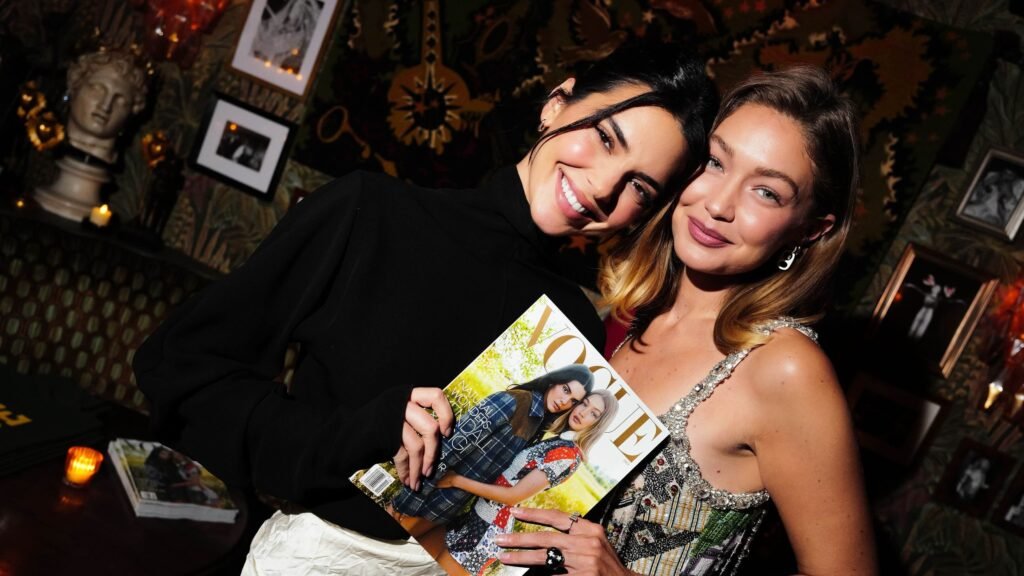 Two Cowgirls, One Cover: Vogue Toasts Its October Issue at Monsieur Two Cowgirls, One Cover: Vogue Toasts Its October Issue at Monsieur