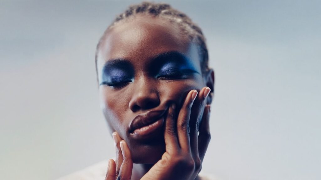 Why New Makeup Will Never Hit Like It Did in the ‘90s and 2000s Why New Makeup Will Never Hit Like It Did in the ‘90s and 2000s