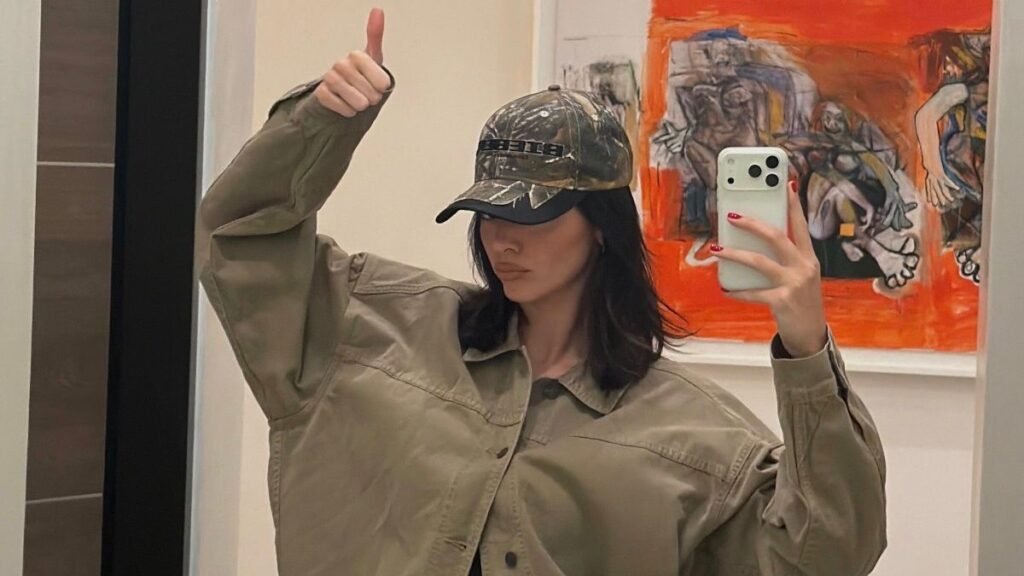 Kendall Jenner’s No-Fuss Summer Lob Pairs Perfectly With Her Second Chill Coachella Look Kendall Jenner’s No-Fuss Summer Lob Pairs Perfectly With Her Second Chill Coachella Look