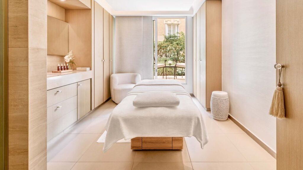 Spa Le Bristol by La Mer
