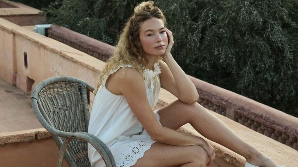24 Travel Dresses for Every Summer Vacation Occasion 24 Travel Dresses for Every Summer Vacation Occasion