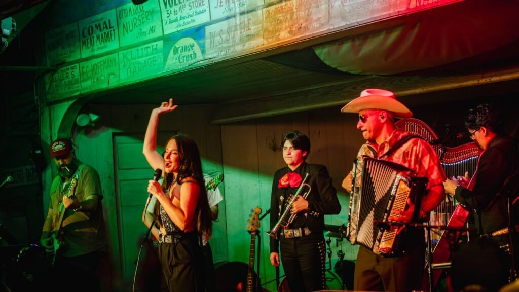 At Gruene Hall, Kacey Musgraves and The Mariachi Brothers Were a Match Made in (Texan) Heaven