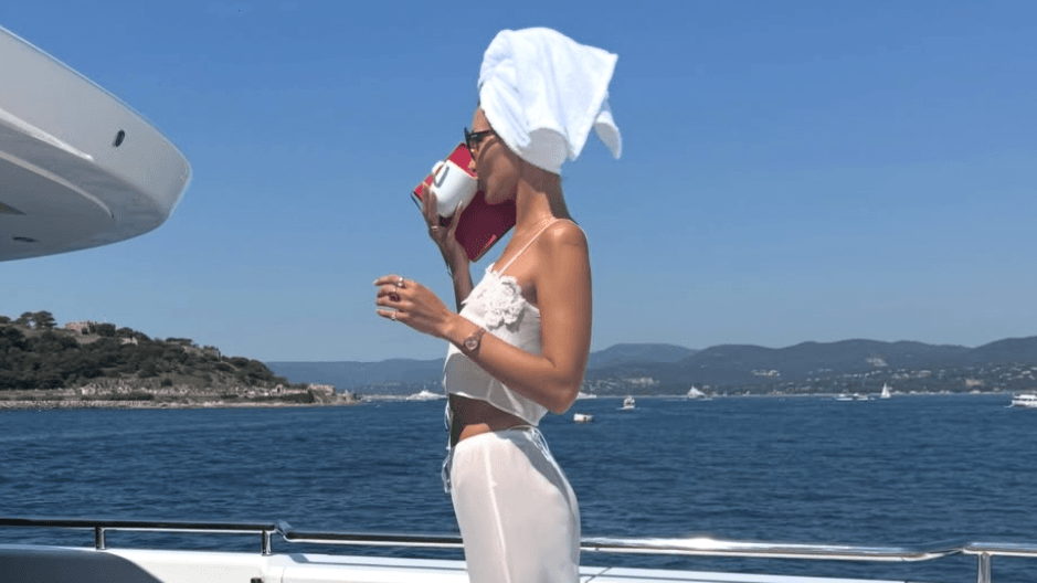 Bella Hadid Cosigns This Summer’s Romantic Granny Pants Trend Bella Hadid Cosigns This Summer’s Romantic Granny Pants Trend