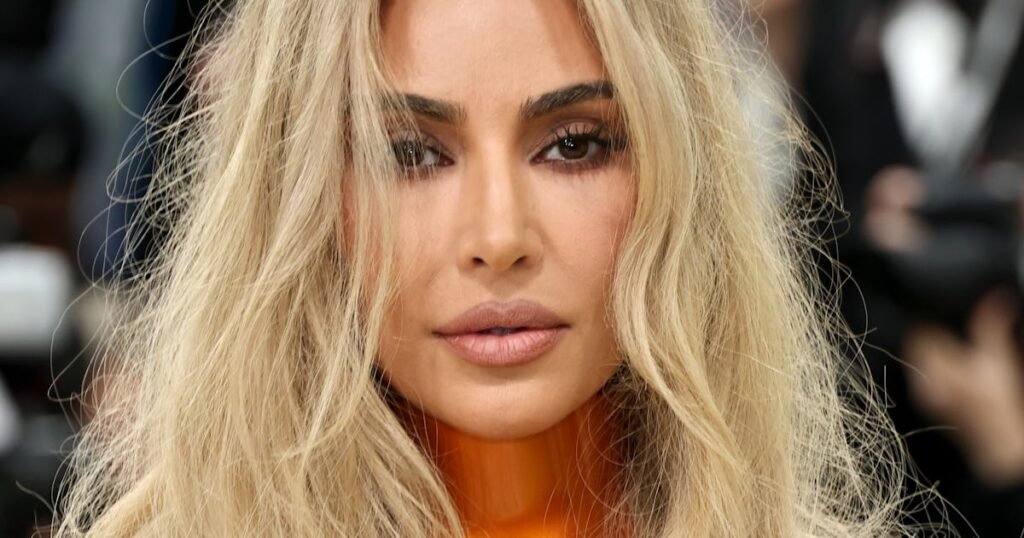 Kim Kardashian’s Blue Date Night Look With Lewis Hamilton Was Obviously Corseted