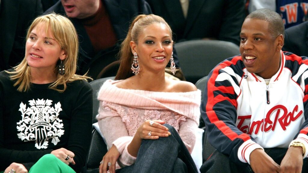Looking Back at Slam-Dunk Knicks Courtside Style Over the Years Looking Back at Slam-Dunk Knicks Courtside Style Over the Years