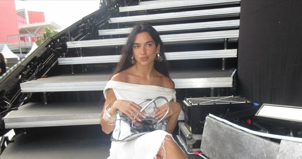 These 15 Celebrity Summer Pedicure Colors Will Spice Up Your Sandals