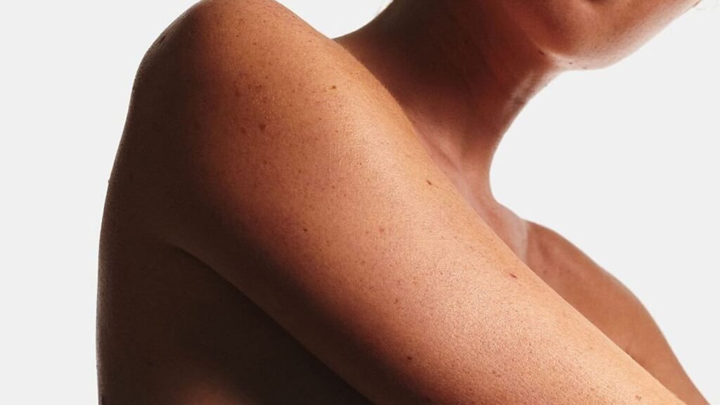 15 Best Retinol Body Lotions to Firm and Tighten Skin 15 Best Retinol Body Lotions to Firm and Tighten Skin