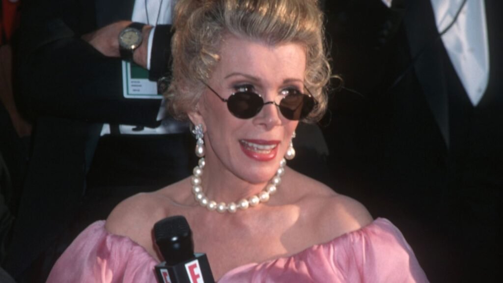 15 of Joan Rivers’s Best and Most Baroque Style Moments 15 of Joan Rivers’s Best and Most Baroque Style Moments