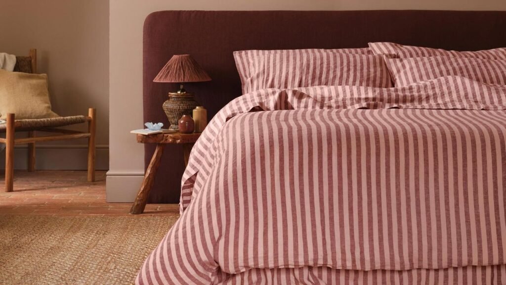 26 Summer Bedding Ideas, from Lightweight Quilts to Linen Sheets