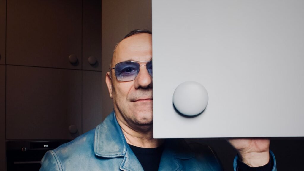 #44 Milano Profile – Marcello Maloberti