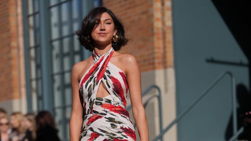 6 Summer Floral Dresses for People Who Think They Hate Floral Dresses 6 Summer Floral Dresses for People Who Think They Hate Floral Dresses