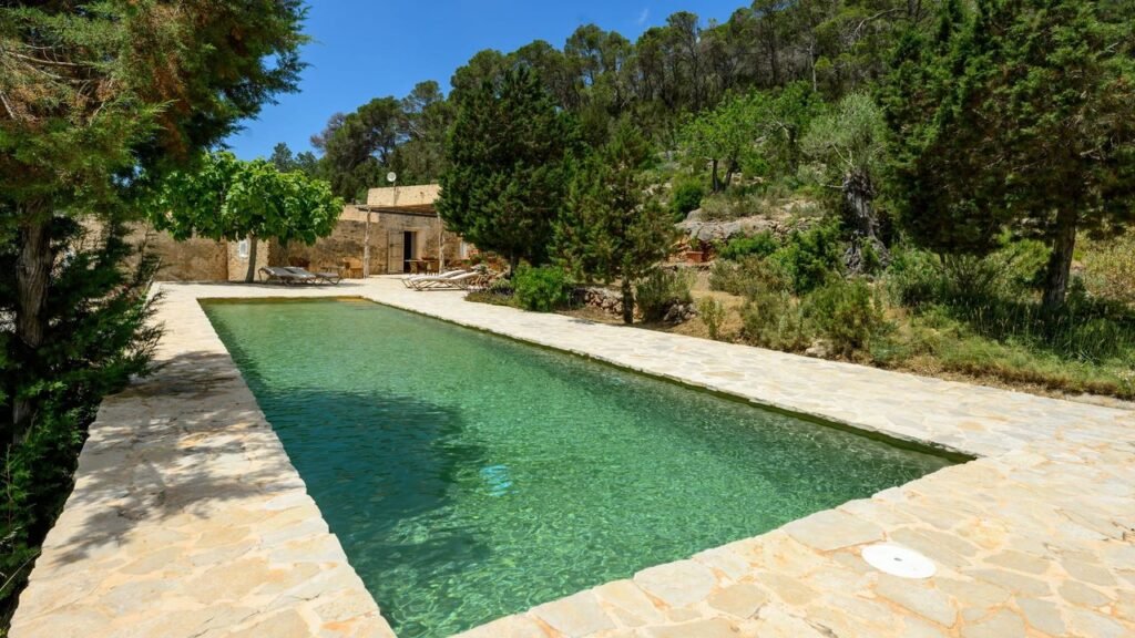 8 Airbnbs in Ibiza for Pure Relaxation and Balearic Charm