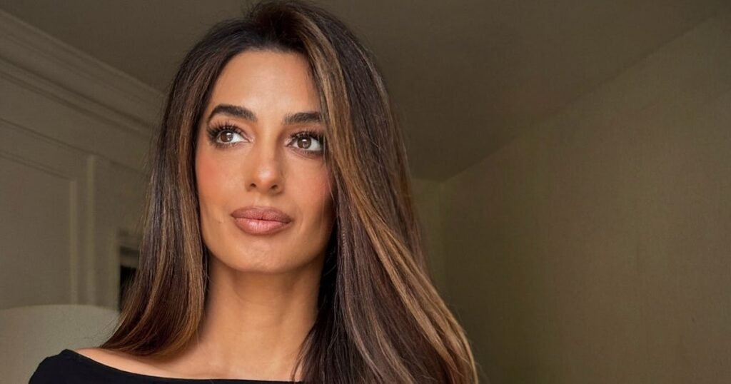 Amal Clooney’s New “Bell-Bottom” Haircut Has So Much Bouncy Movement Amal Clooney’s New “Bell-Bottom” Haircut Has So Much Bouncy Movement