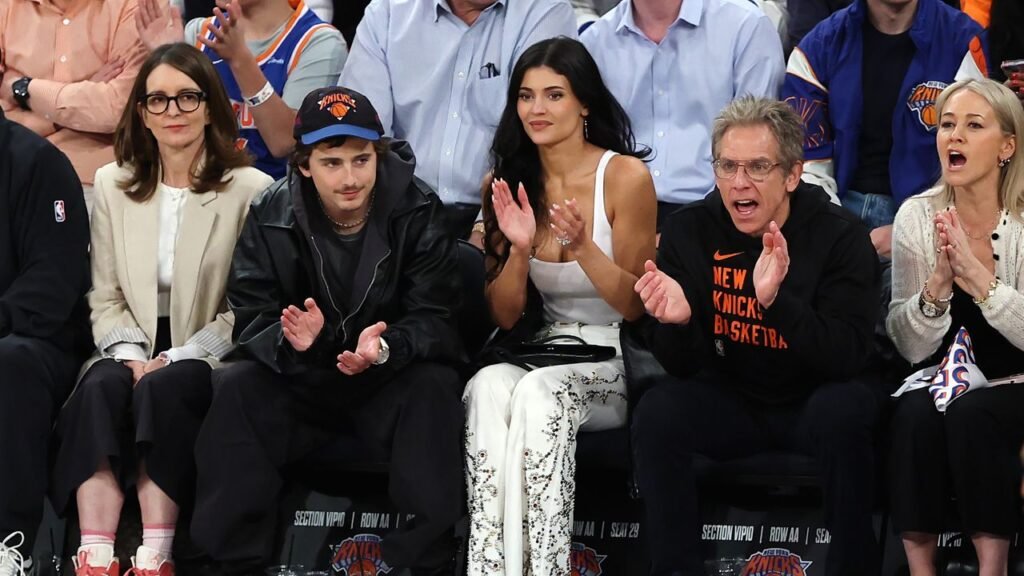 Fan-Atomy: What Makes a Great Knicks Front Row? Fan-Atomy: What Makes a Great Knicks Front Row?