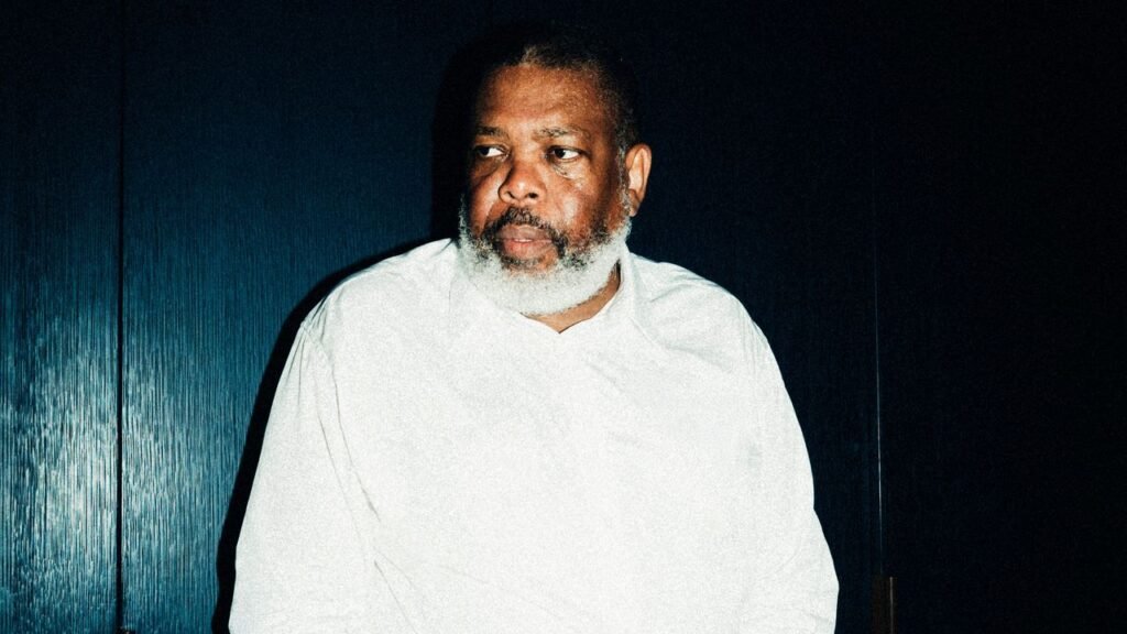 Hilton Als, Legendary Theater Critic, Recaps the Celine Men’s Show Hilton Als, Legendary Theater Critic, Recaps the Celine Men’s Show