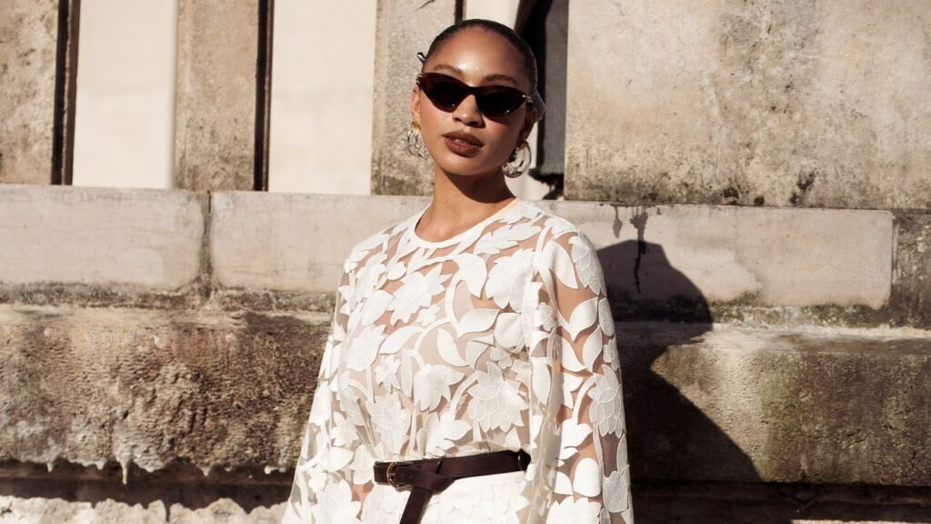 How to Style a Long-Sleeve Dress for Summer Like a Style Pro How to Style a Long-Sleeve Dress for Summer Like a Style Pro