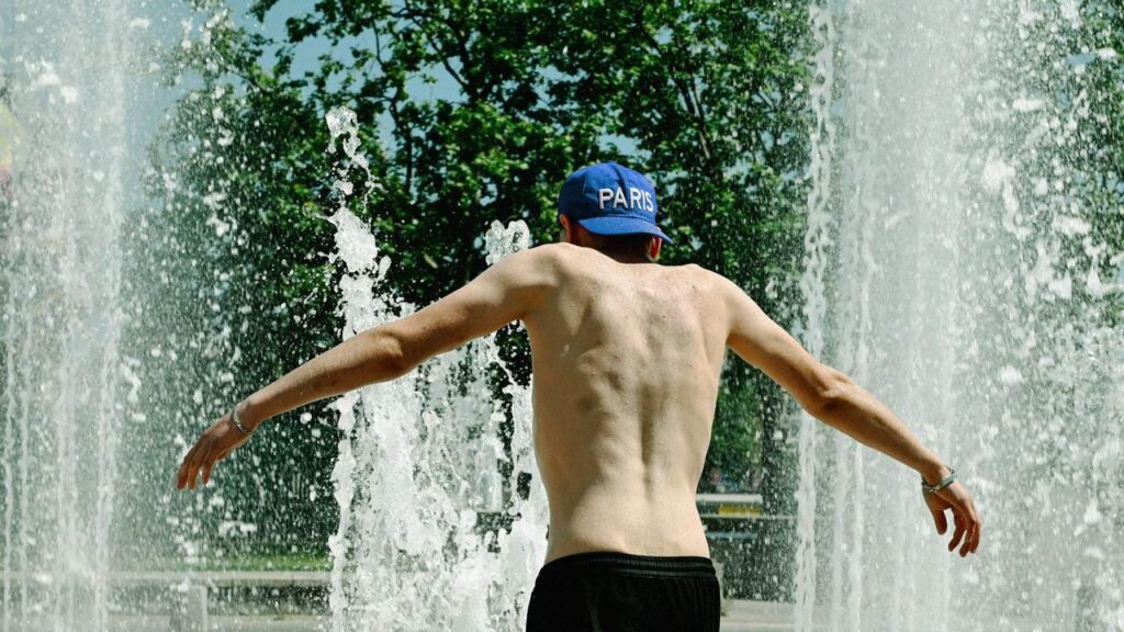 Some Like It Hot: One Editor’s Ode to the Paris Heat Wave Some Like It Hot: One Editor’s Ode to the Paris Heat Wave