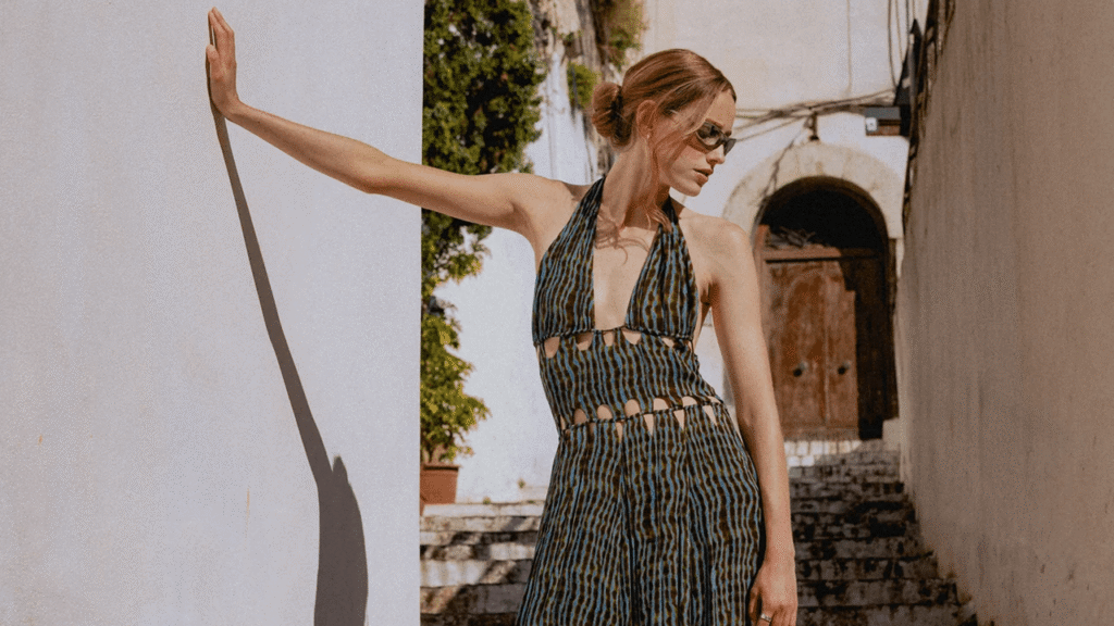 32 Colorful Beach Wedding Guest Dresses to Wear to Seaside Ceremonies