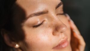 Facial Hair Removal: Everything You Need To Know About Doing It At Home Facial Hair Removal: Everything You Need To Know About Doing It At Home