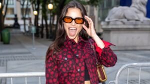 How to Get Inde Navarrette’s Effortlessly Cool-Girl Style in Four Easy Steps How to Get Inde Navarrette’s Effortlessly Cool-Girl Style in Four Easy Steps