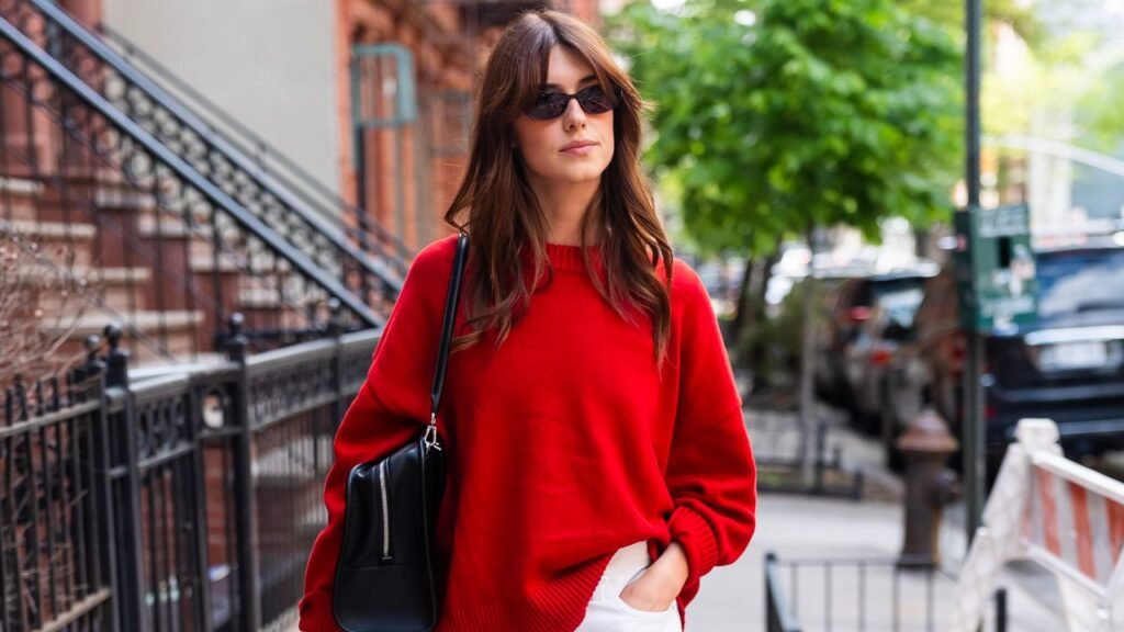 How to Style White Jeans for Fall 2026 and Stay on Trend