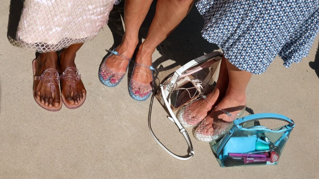 Move Over Jelly Sandals, This Summer Belongs to Jelly Bags Move Over Jelly Sandals, This Summer Belongs to Jelly Bags